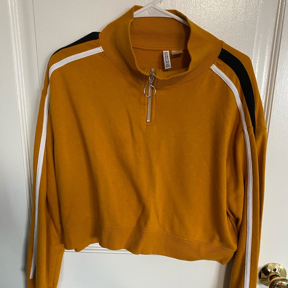 H&M sweater